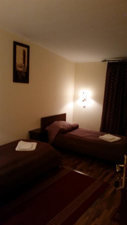 Hotel Corso Buzău Extérieur photo