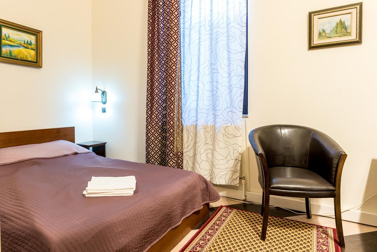 Hotel Corso Buzău Extérieur photo
