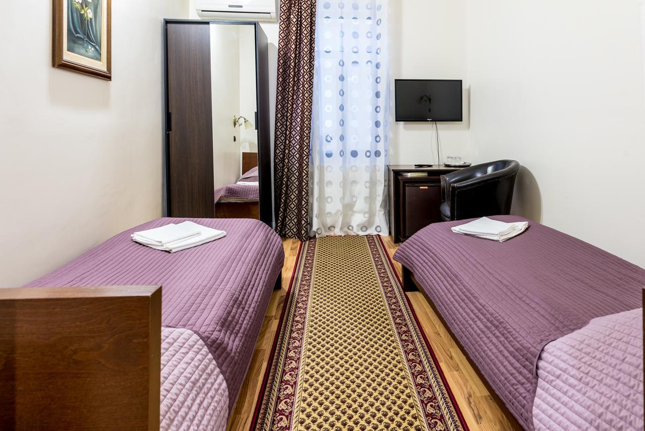 Hotel Corso Buzău Extérieur photo