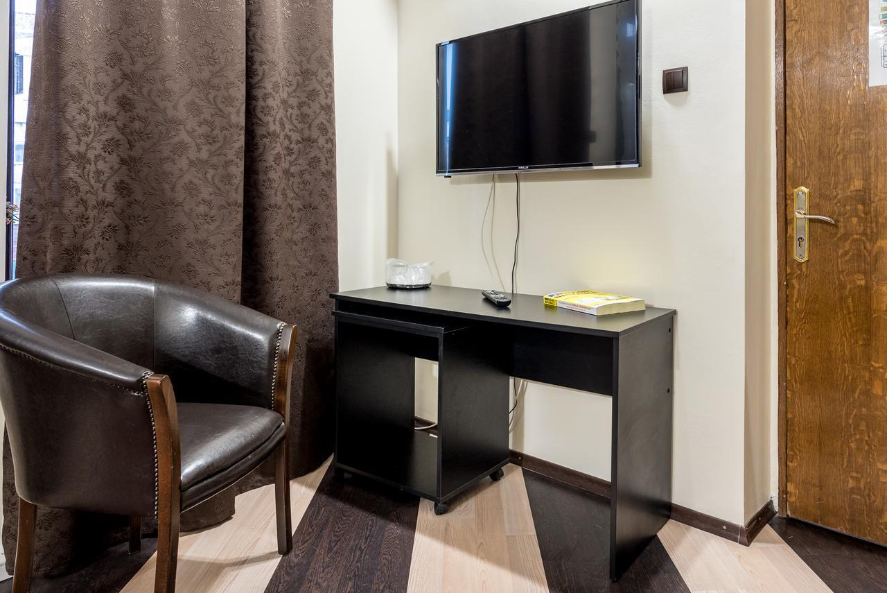 Hotel Corso Buzău Extérieur photo